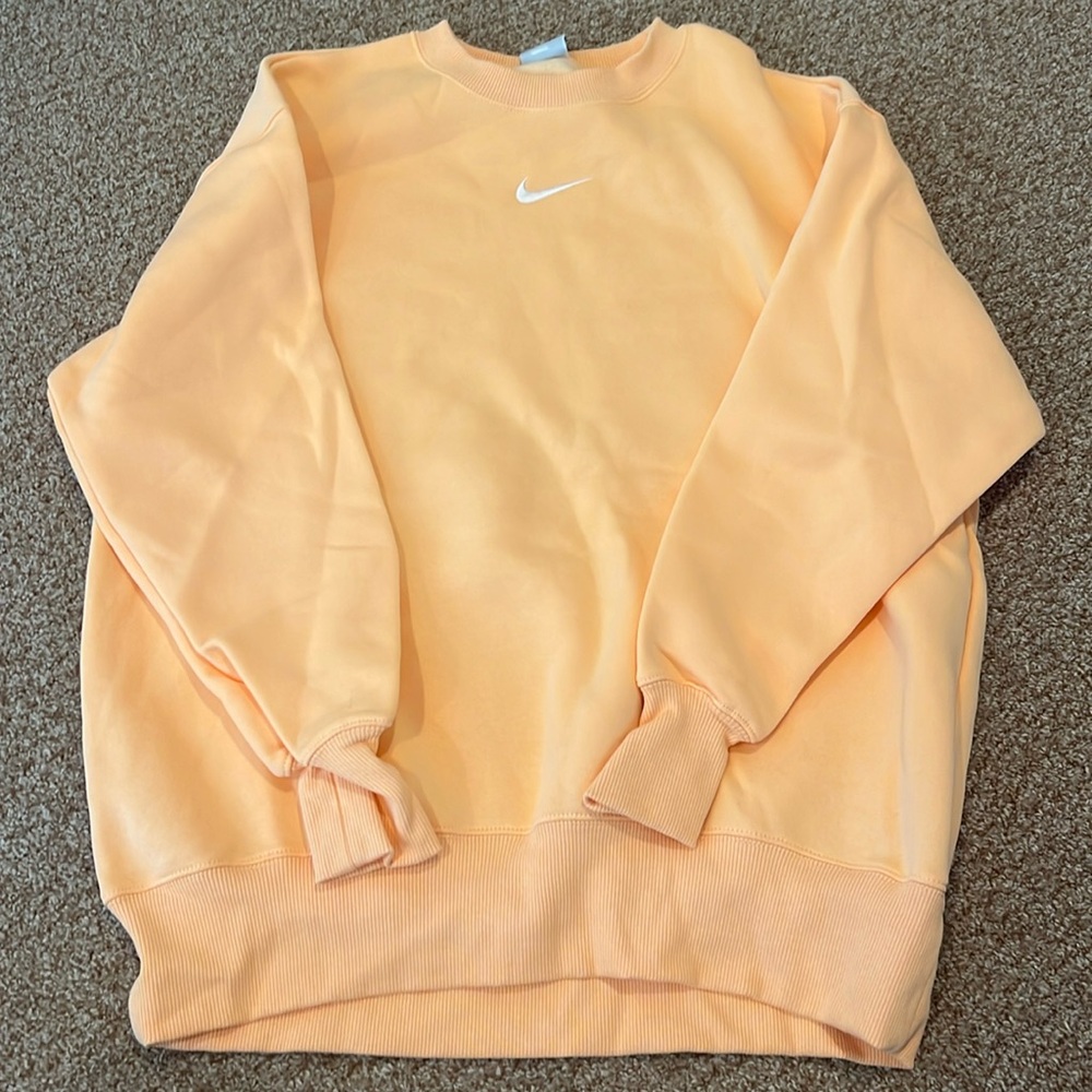Nike oversized sweatshirt